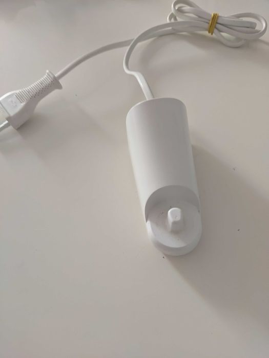 Зарядное устройство для  электрической зубной щетки BRAUN Oral-B