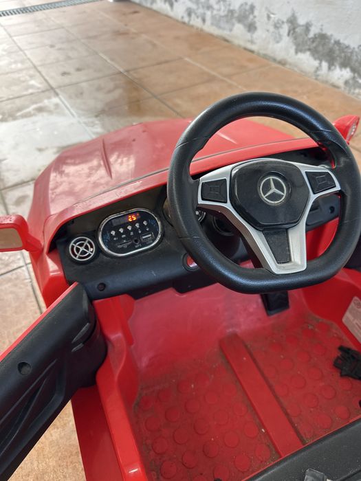 Carro crianca eletrico