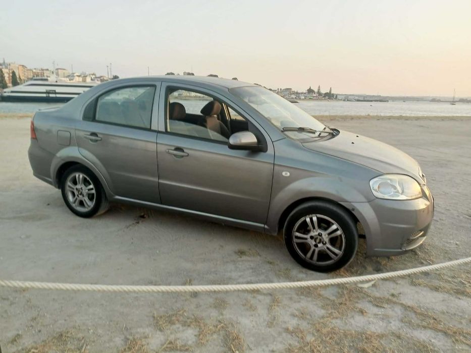 Chevrolet Aveo 1.4 LPG + Petrol | 2010 | €2,900  Negotiable