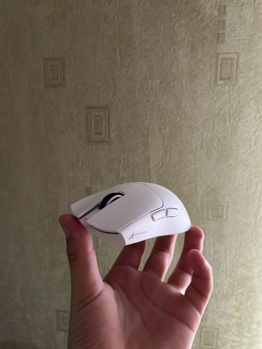 Продаю игровую беспроводную мышь Attack Shark x11