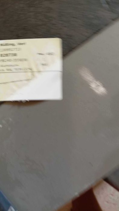 Sprzedam parapety aluminiowe