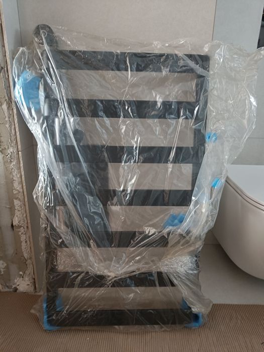 Meteor grzejnik elektryczny 85x50 cm z grzałką elektryczną 400W, czarn