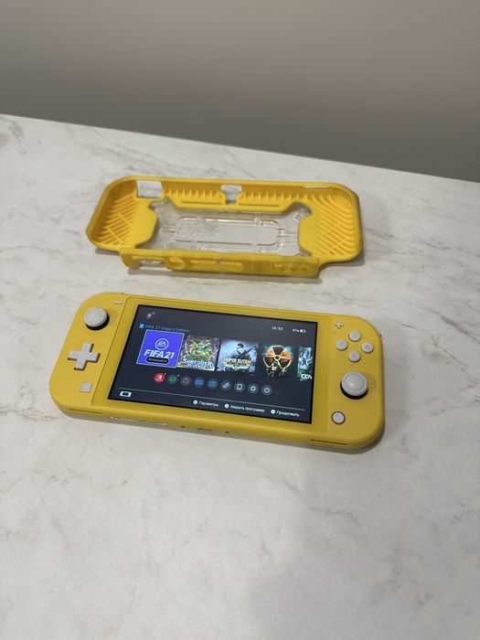 Ігрова приставка Nintendo Switch Lite 32+64gb. Ігри.