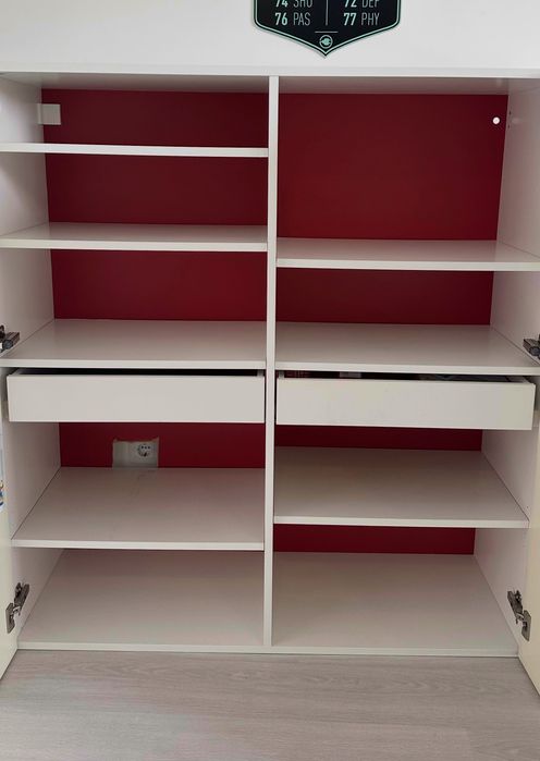 Móvel IKEA branco com portas e gavetas - Excelente estado