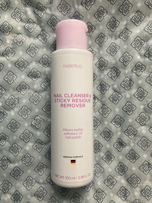 Faberlic Nail Cleanser & Sticky Residue Remover