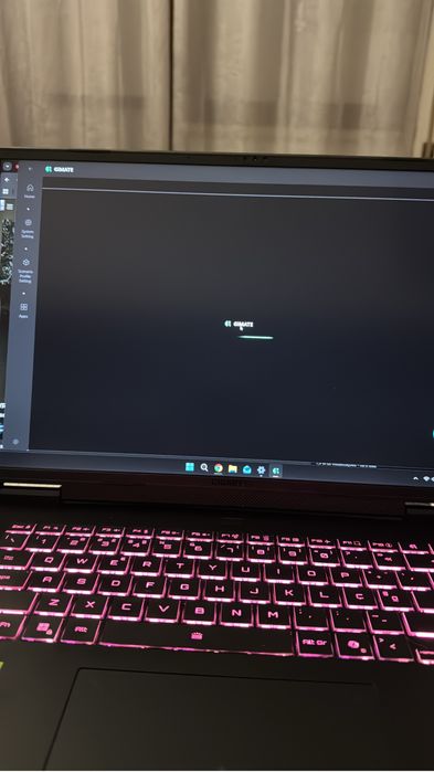 Portátil gaming Gigabyte A16