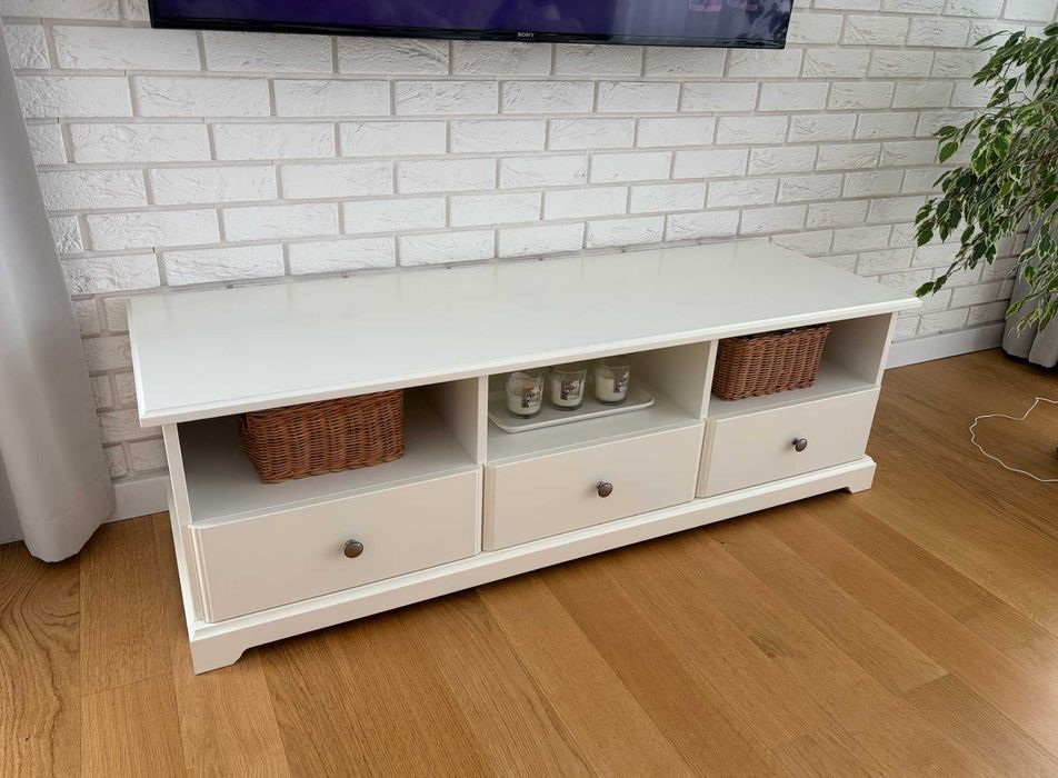 Szafka pod TV Ikea Liatorp biała 145x49x45 cm