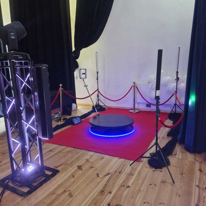 FotoBudka360  VideoBudka360  PhotoBooth360 - ATRAKCJE NA TWOJĄ IMPREZĘ