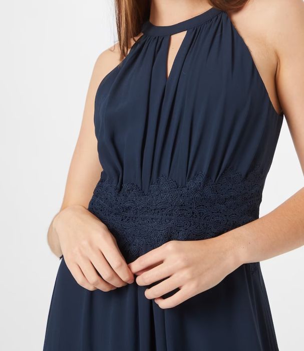 Vestido novo com etiqueta