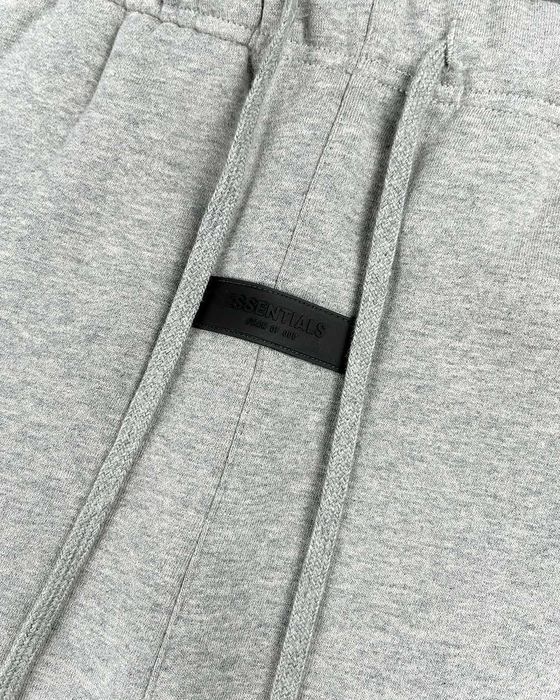 Штани Fear Of God Essentials Relaxed 1977 Sweatpants Black \ Grey