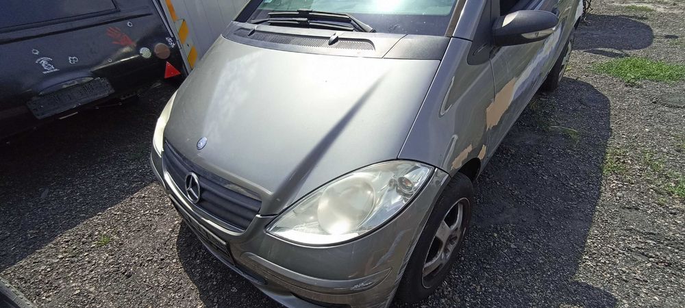 mercedes 1.8 cdi 640.940  A 180 w169 lak 748 samochód na części