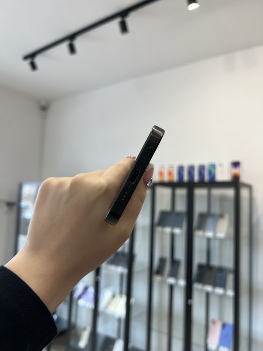 Telefon iPhone 15 PRO 128GB Czarny Apple Gwarancja iTrade