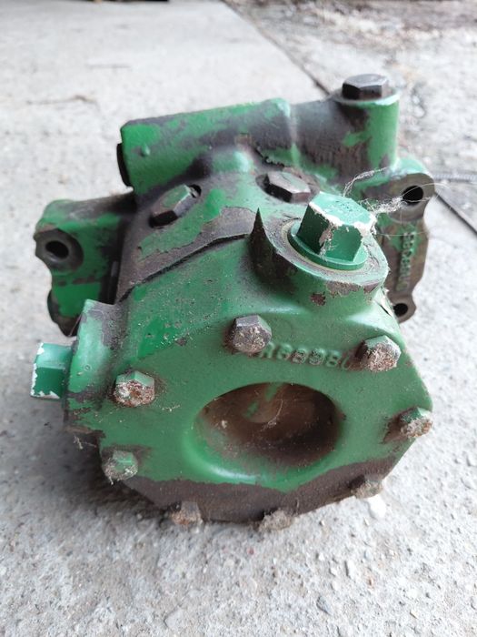 Pompa hydrauliczna john deere