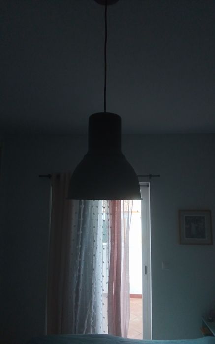 Candeeiro preto estilo industrial