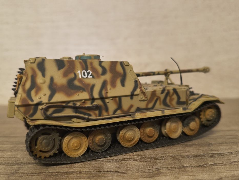 Modelismo militar Panzerjäger tiger elephant 1/72