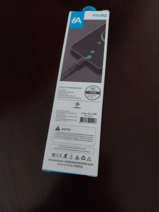 Cabo de carregamento e de transferência de dados Micro USB e USB-A