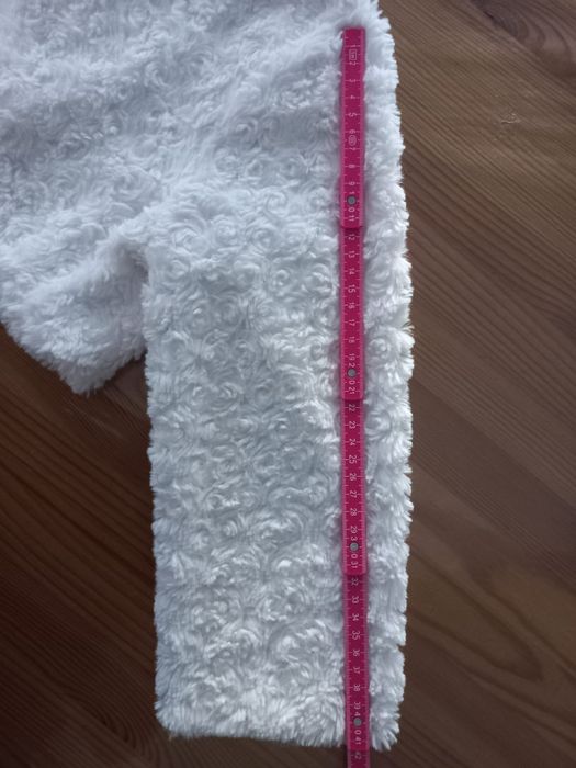 Piękne bolerko ecru