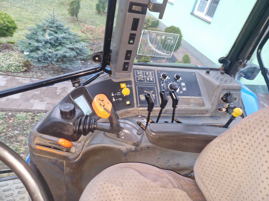 Ciągnik New Holland TM130 TM140