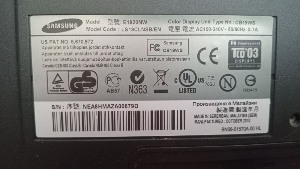 Монітор 19" Samsung syncmaster  E1920NW