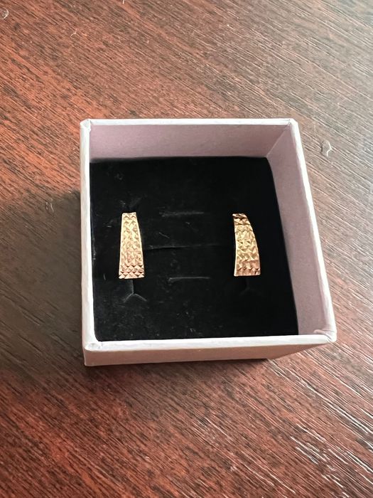 Сережки золото 585 1,43 грам
