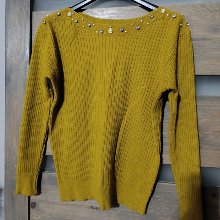 Sweterek musztardowy