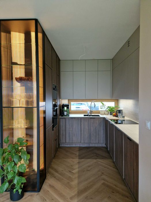 Meble na wymiar Piaseczno i okolice. Kuchnie, szafy, łazienki. Stolarz