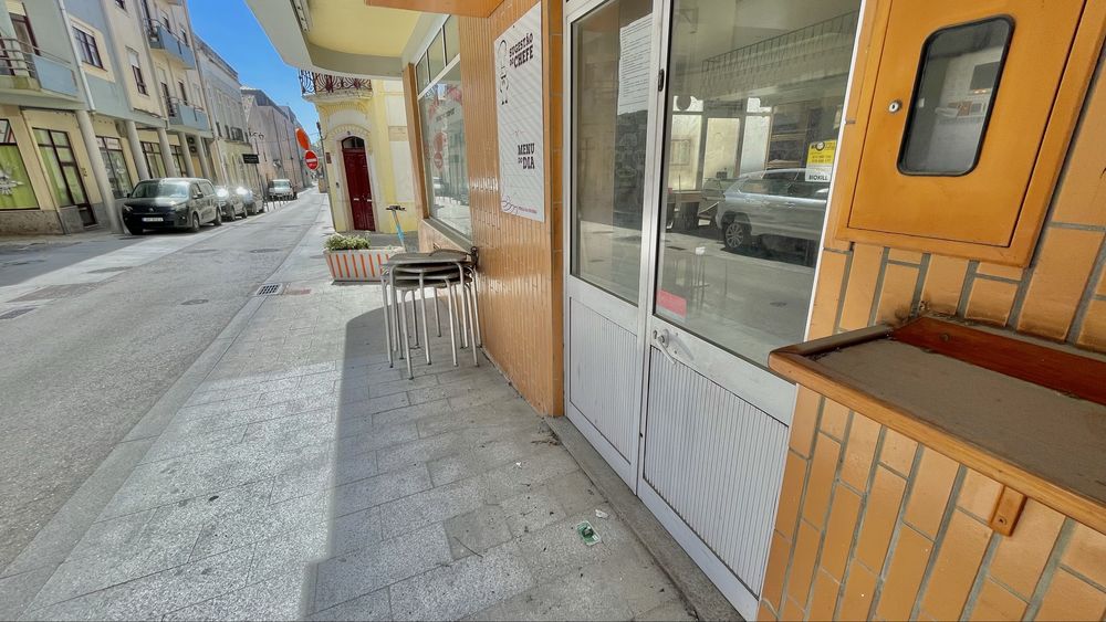 Venda de Pastelaria/Café, Figueira da Foz, 147m2