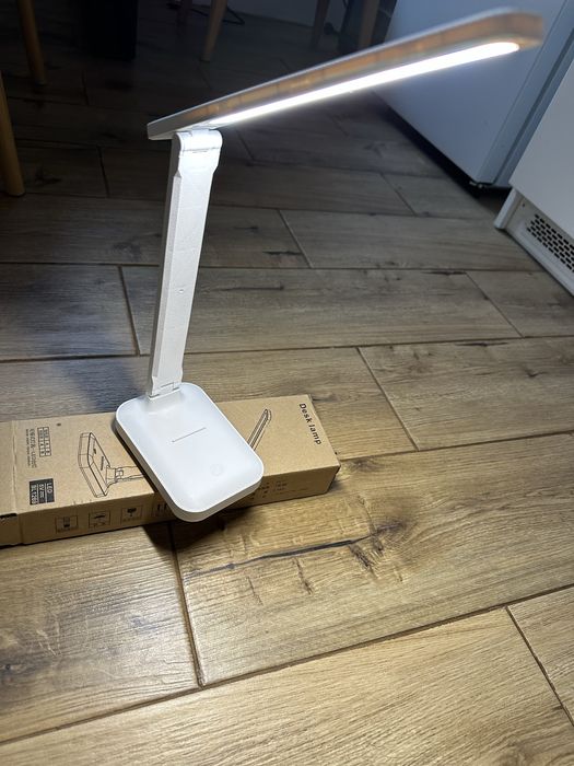 Светильник на акамуляторе