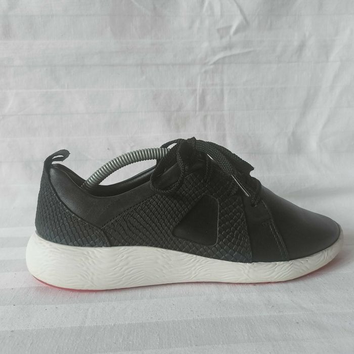 Clarks roz.39 /UK 5,5 D/ - dł. wkł.24,5 cm- skóra- stan bdb