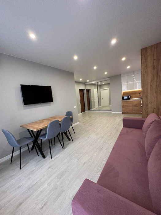 Є ГЕНЕРАТОР оренда 1-кім квартири 45 м2 в ЖК Світло Парк