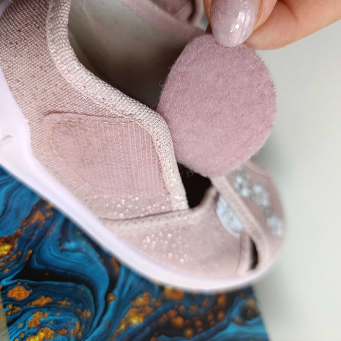 Капці для дівчинки Waldi