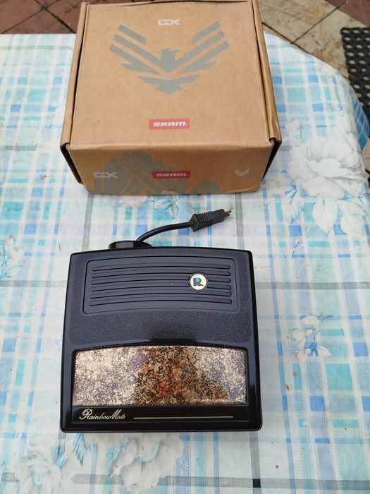 Rainbow mała elektroszczotka po serwisie.