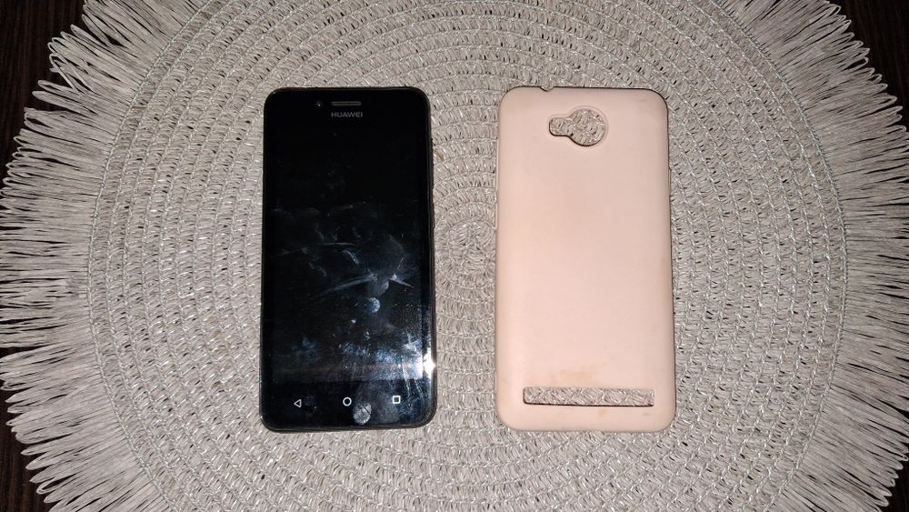 Смартфон Huawei lua-u22