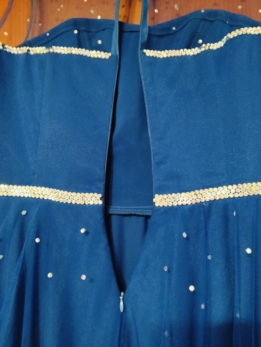 Продам выпускное платье