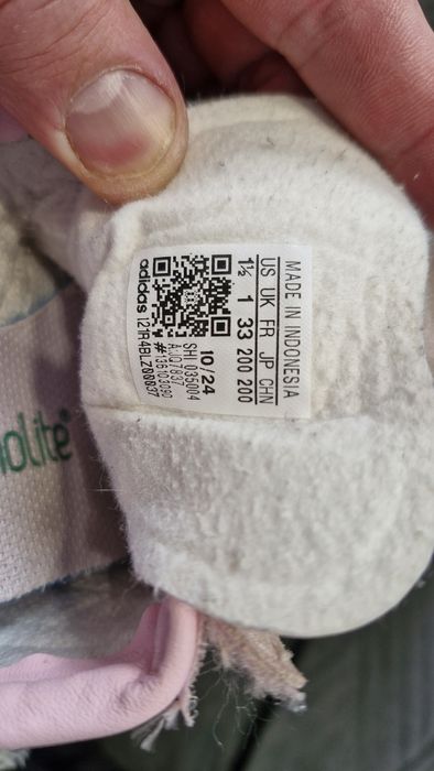 Дитячі кросівки Adidas Gazelle.Розмір 33