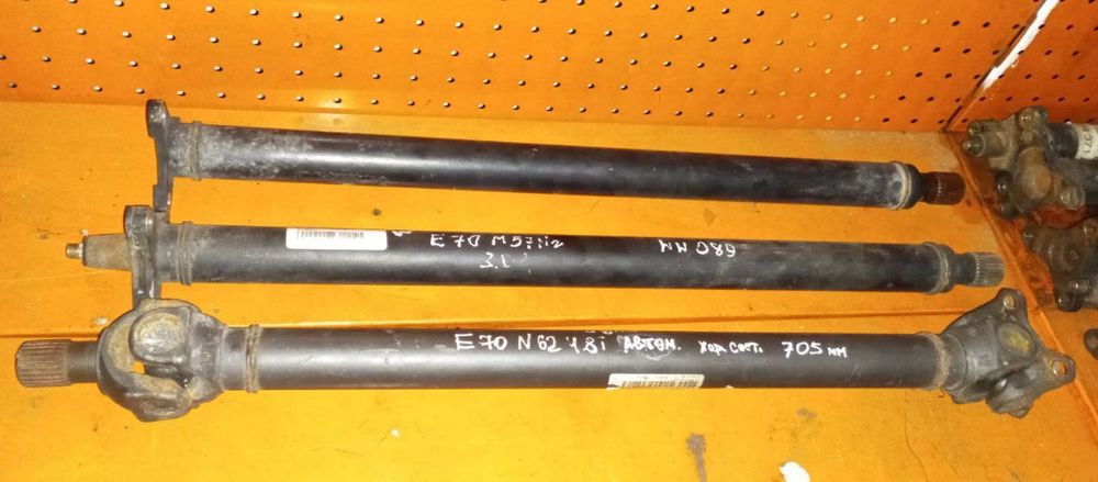 Карданний вал БМВ Е53,Е60,Е61,Е63,Е65,Е70,Е71,Ф01,Ф02,Ф10,Ф30. Кардан