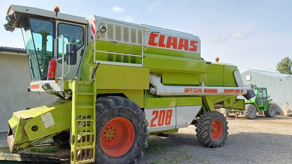 CLAAS Dominator Mega 208