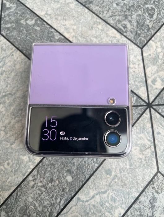 Samsung Z Flip 4 128 gb