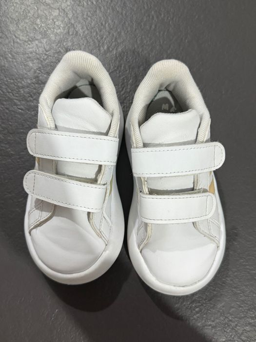 Adidas bubbles 25 розмір, 15,5 см