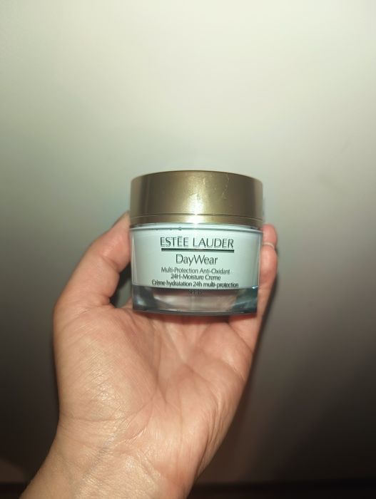 Estee lauder day wear 50ml