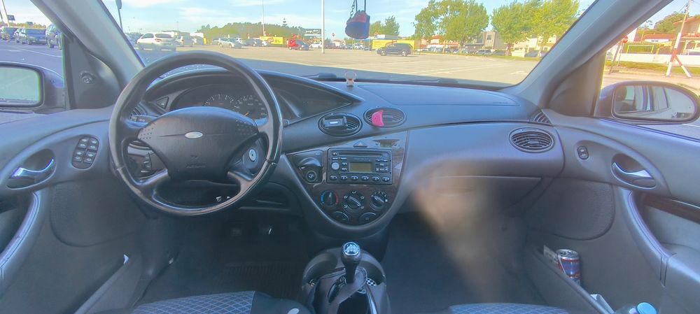 Ford Focus Guia MK1 Ano 1999