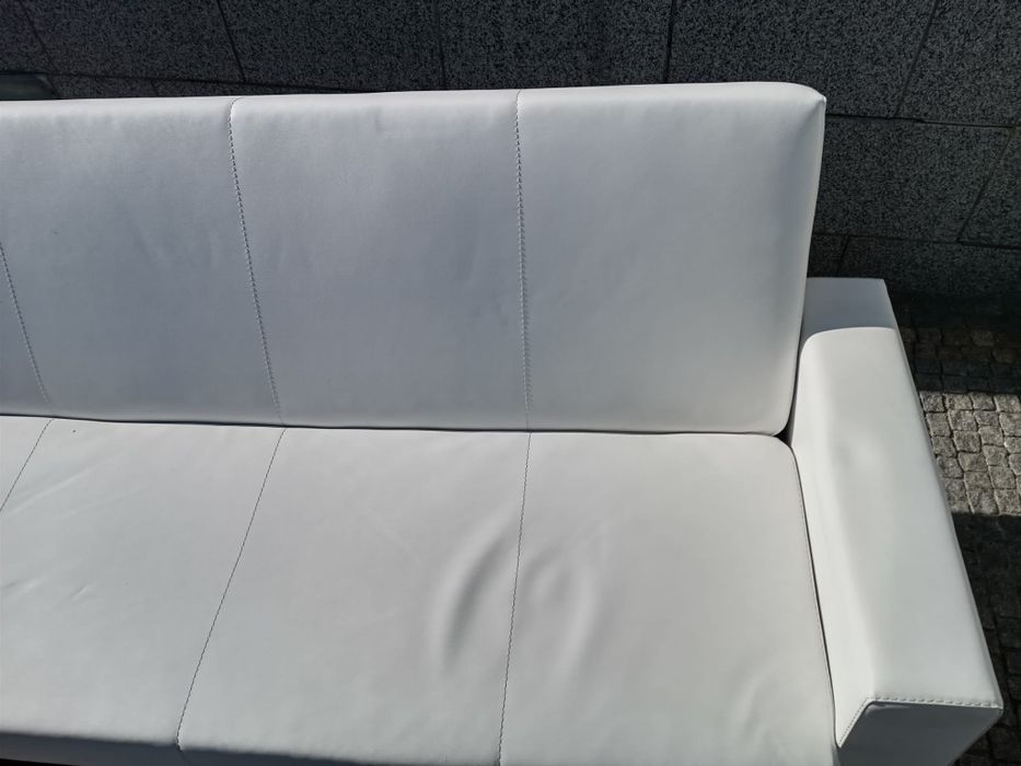 Sofá-cama branco