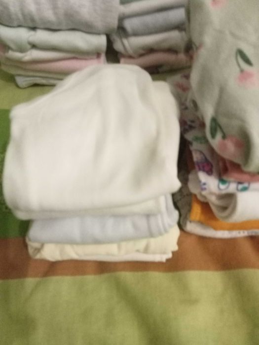 Продам дитячі речі від 0 до 3 місяців