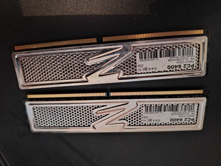 PC (Peças) *Fonte estourou