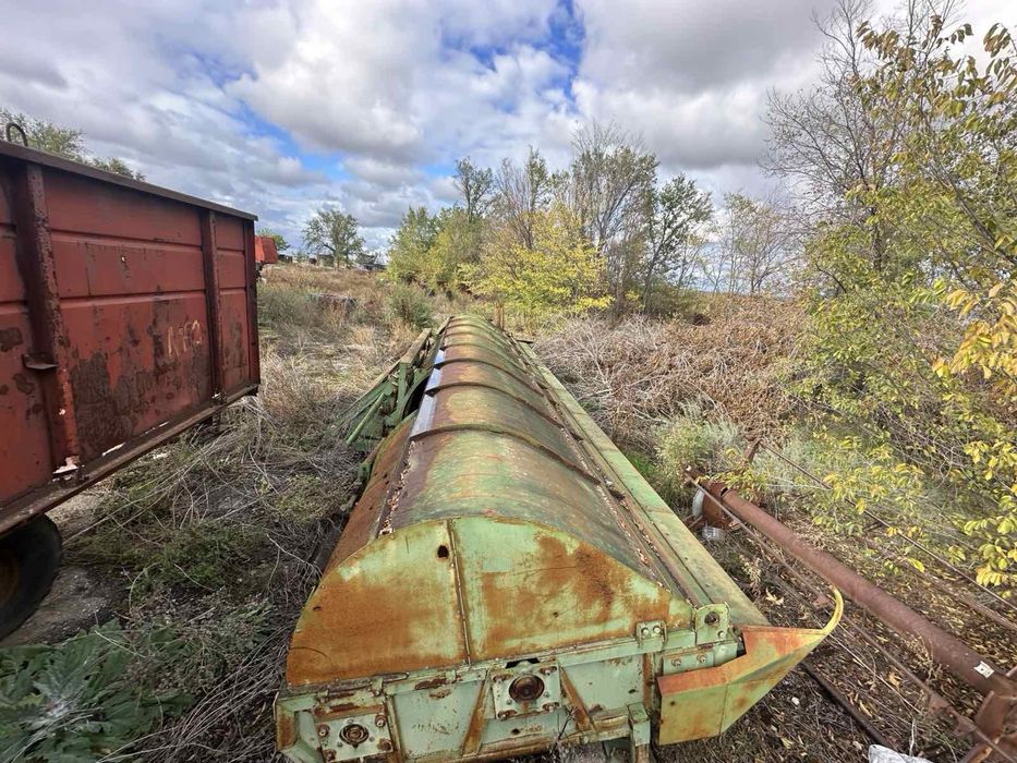 Очісувальна жатка, жниварка Слов'янка УАС 6.