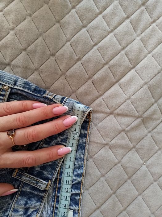 Джинсы момы на подростка