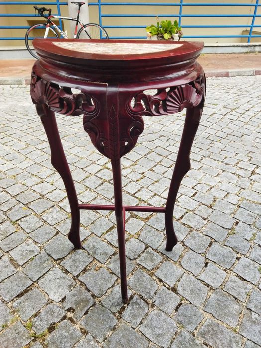 Mesa de entrada de parede