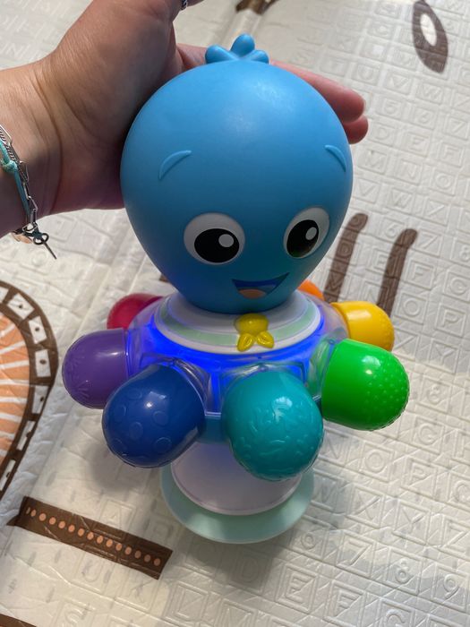 Іграшка восьминіг baby einstein