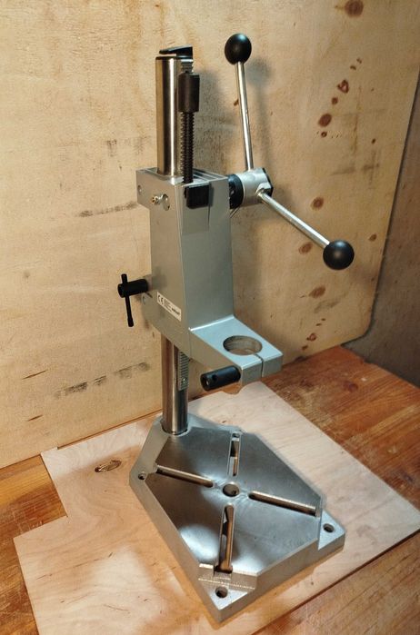 statyw do wiertarki Wolfcraft