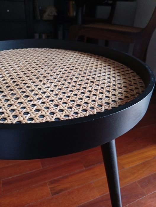 Mesas de apoio em rattan